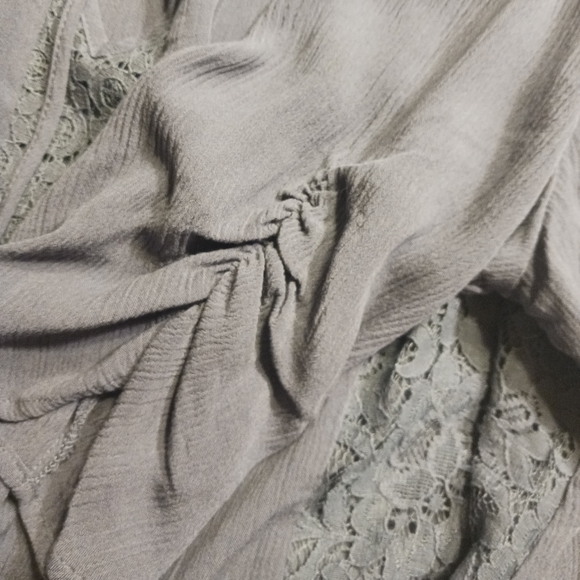 Torrid Blouse with Lace  3X EUC - Picture 7 of 7